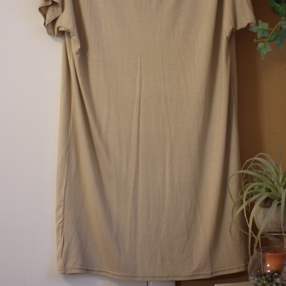 Dress - Picture 3 of 3